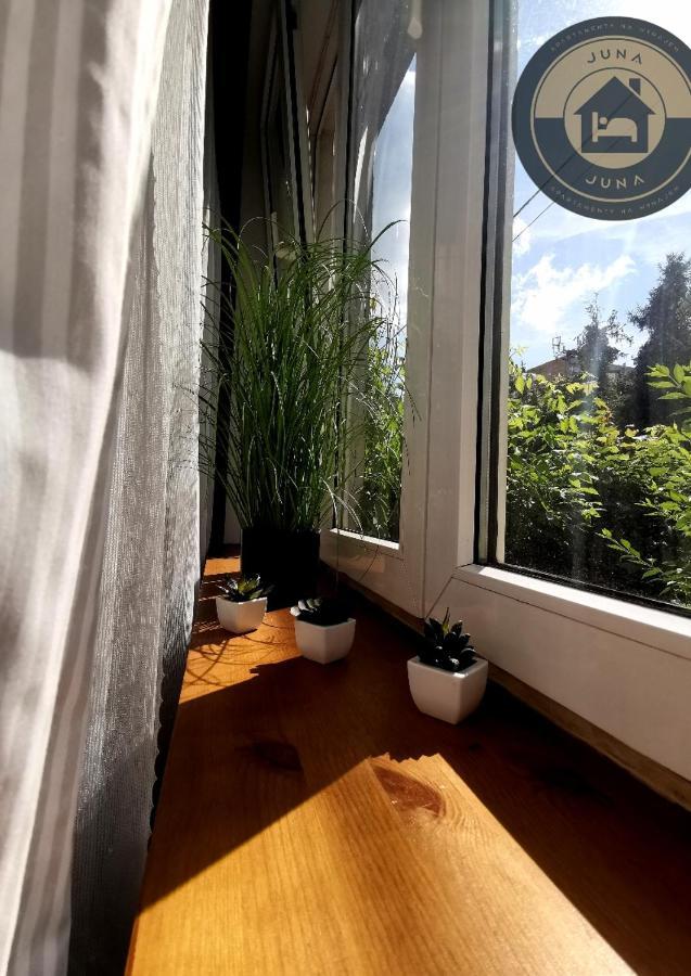 Juna - Nowoczesny Apartament W Centrum Z Widokiem Na Park Pruszków Exterior foto