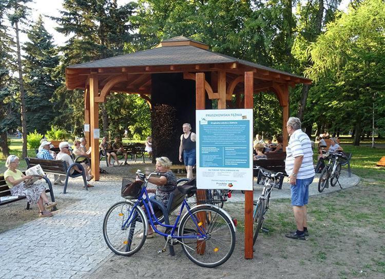 Juna - Nowoczesny Apartament W Centrum Z Widokiem Na Park Pruszków Exterior foto